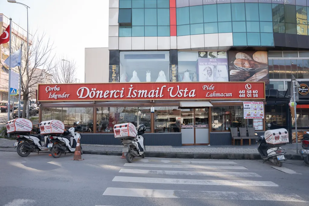 Doğalgaz sistemi kurulan döner ve pide salonu, İstanbul